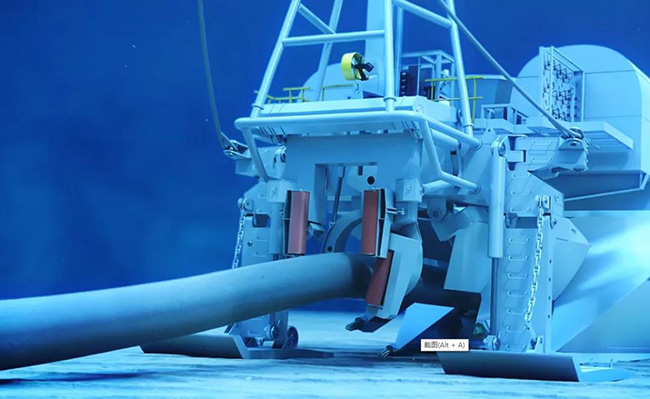 我國首次深水犁式挖溝機海試（shì）成功