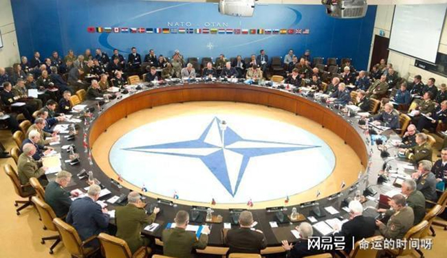 從中國到(dào)法國,12000公裏的海底(dǐ)超級工程(chéng),美國也無法阻止(zhǐ) 從中國到法國,12000公裏的海底超(chāo)級工(gōng)程,美國也無法阻止