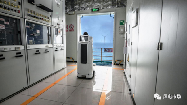 國內首（shǒu）個！海上風電升壓站迎來巡檢機器人