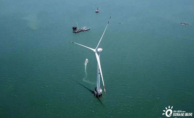 我國首台10兆瓦海上風機護航全球首（shǒu）次海上風電（diàn）無淡化（huà）海（hǎi）水直（zhí）接電解（jiě）製氫海試成功