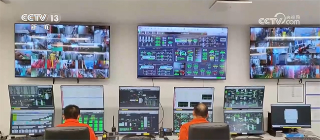 我國最(zuì)大(dà)海上智能油田群日產量創新高 我國最大海上智能油田群日產量創新高