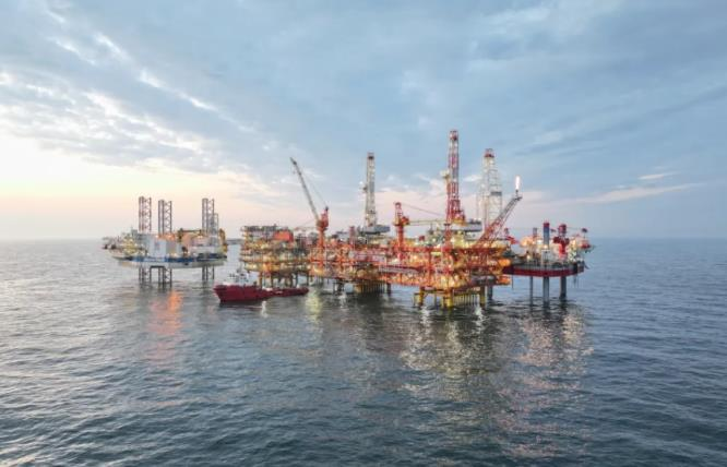 我國海上稠油(yóu)熱采累計產量突(tū)破(pò)500萬噸! 我國海上稠油熱采累計產量突破500萬噸(dūn)!