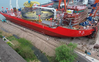 12000吨！国（guó）产最大载缆量铺缆船“绿电”号（hào）成功下水